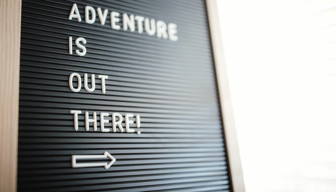 black and white wall decor